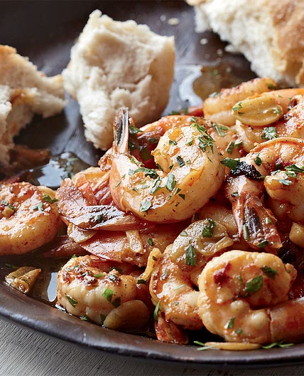 A Mouth-Watering Spanish Garlic Shrimp Recipe