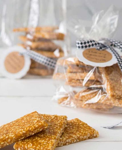 Honey sesame snaps