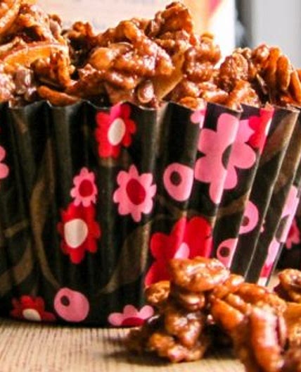 Almond Crunch Clusters made rich in Dairy-Free Calcium & Magnesium