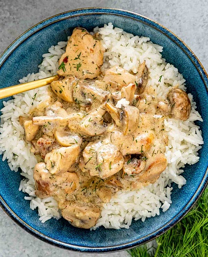 Chicken and Mushrooms in Creamy Dill Sauce