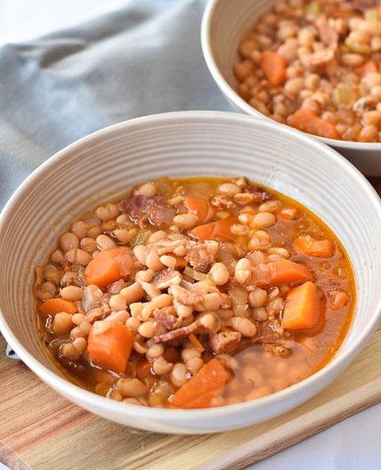 Instant Pot Bean and Bacon Soup