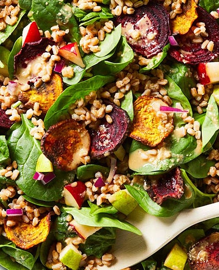 Farro and Spinach Salad with Air-Fried Beets