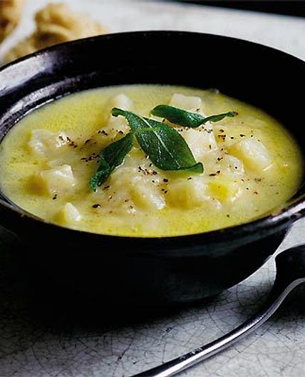 Chunky cheddar & celeriac soup