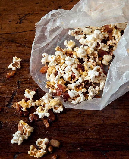 Popcorn with Bacon Fat, Bacon, and Maple Syrup