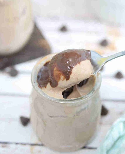 4 Ingredient Chocolate protein Pudding (dairy-free)