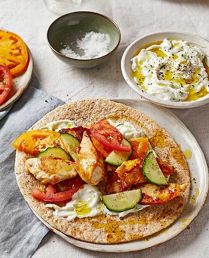 Chicken & tzatziki wraps