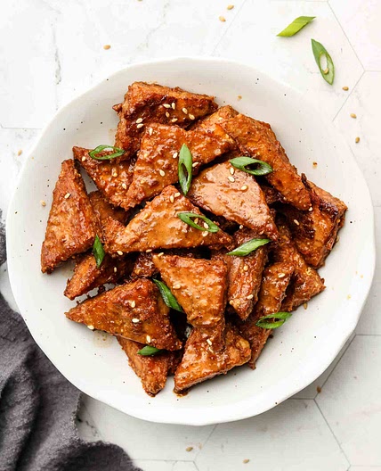 Marinated Hoisin Peanut Tempeh