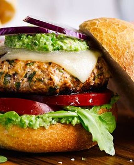 Spiced turkey burgers with pea guacamole