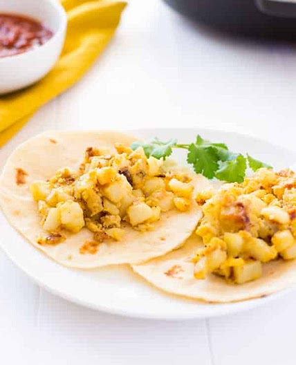 Papas con Huevos (Potato & Egg Tacos)