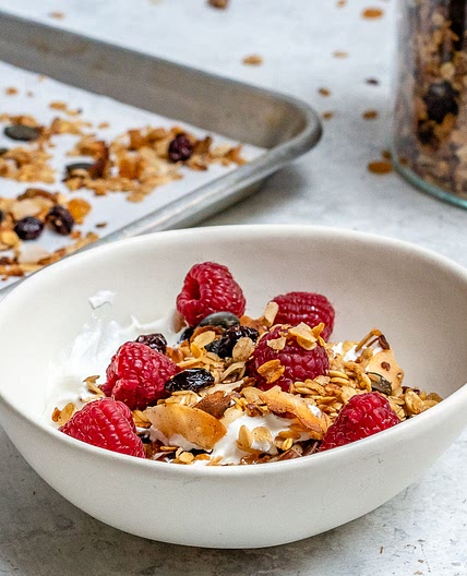 Super Easy Slow Cooker Granola for Morning Clean Eats!