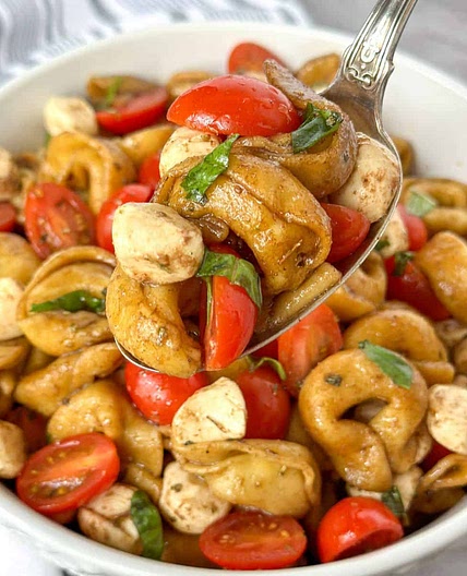 Caprese Tortellini Pasta Salad