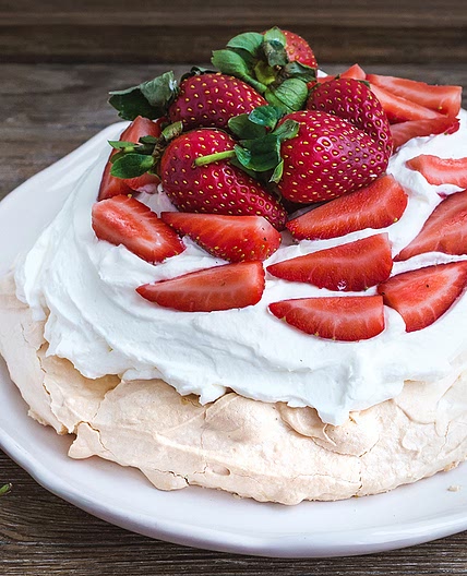 Strawberry Pavlova