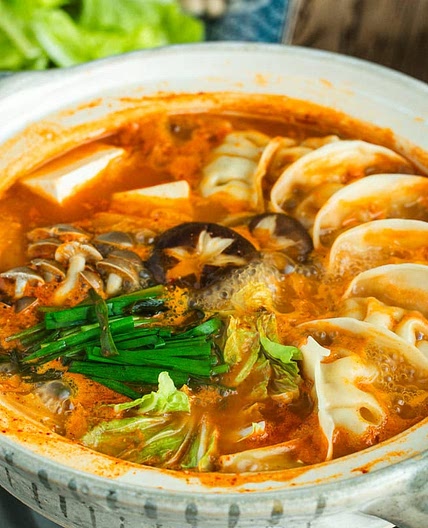 Kimchi Gyoza Nabe