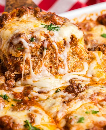 Easy Lasagna Recipe (No Boil Noodles)