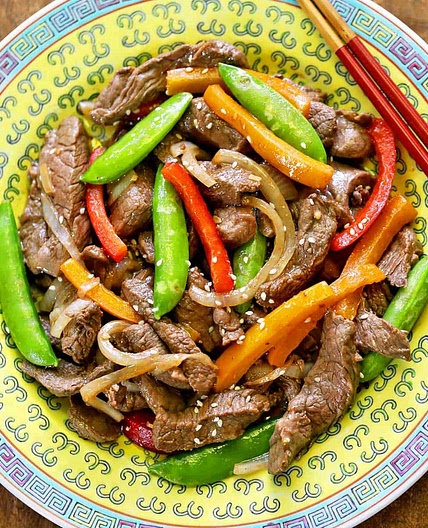 Steak Stir Fry with Peppers and Snow Peas