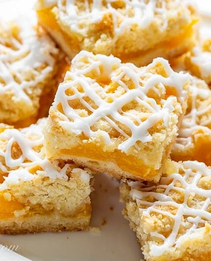 Fresh Peach Crumb Bars