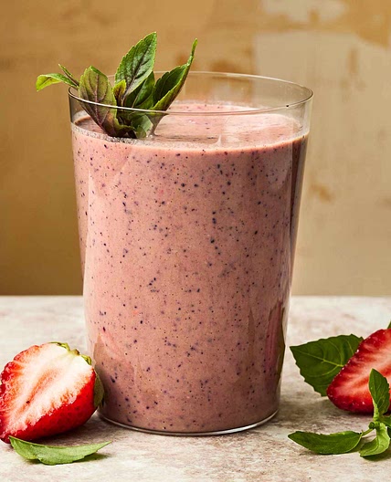 How to Make the Ultimate Healthy Breakfast Smoothie