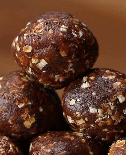 Oatmeal Raisin Energy Balls Recipe by Tasty