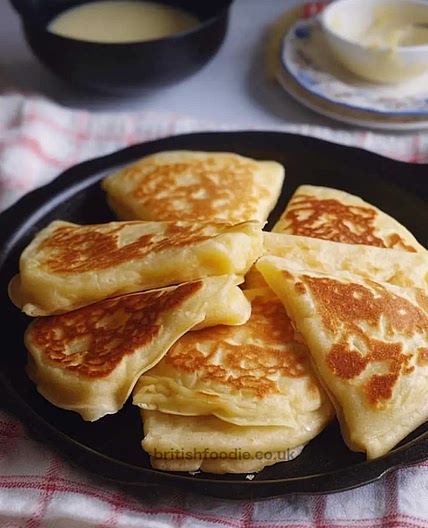 White Girdle Scones (Scottish Pancakes)