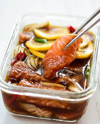 Yeoneojang (Soy Marinated Raw Salmon)