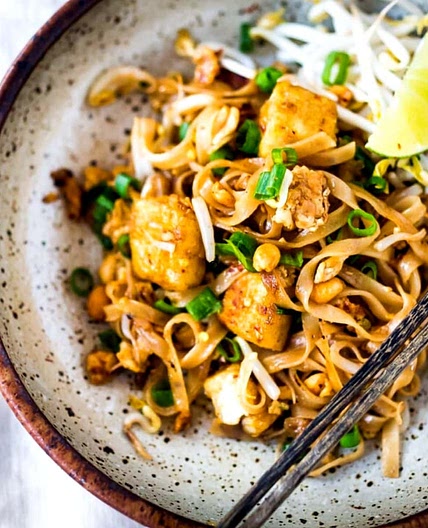 Easy Pad Thai (Chicken, Tofu or Shrimp)
