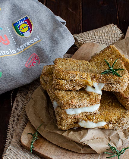 MOZZARELLA IN CARROZZA AL FORNO