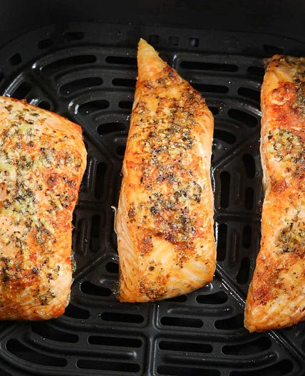Air Fryer Garlic Butter Salmon Recipe