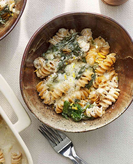 Creamy Lemon & Spinach Pasta Bake