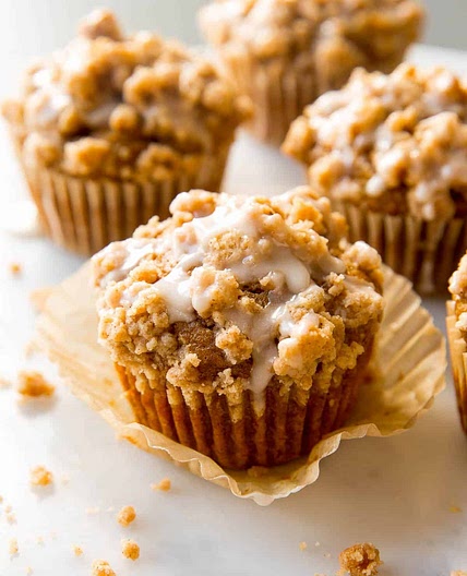 Pumpkin Crumb Cake Muffins