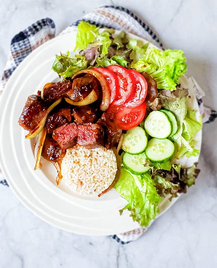 Easy Vietnamese Shaking Beef (Bò Lúc Lắc)