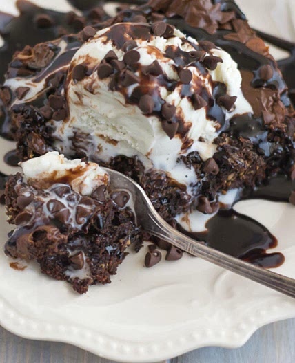 Crock Pot Peanut Butter Caramel Brownies