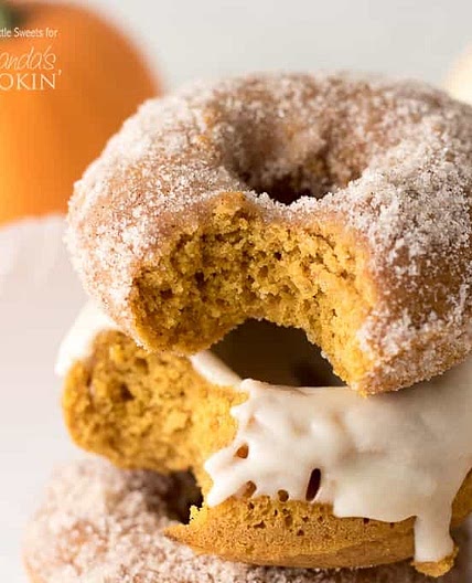 Pumpkin Spice Donuts
