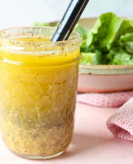 Easy vegan Italian dressing