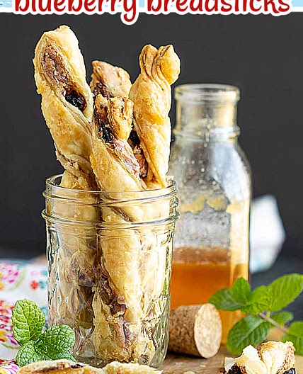 BLUEBERRY CREAM CHEESE PUFF PASTRY BREADSTICKS