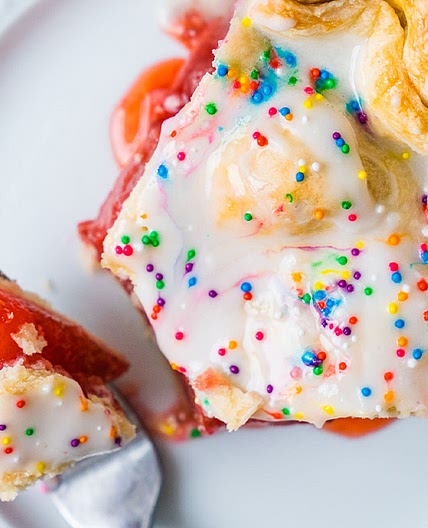 Strawberry Pop-Tart Pie