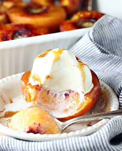 Cinnamon Sugar Baked Peaches