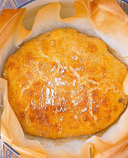 No-Knead Dutch Oven Bread
