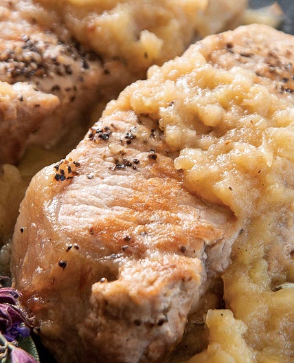 Instant Pot Cinnamon-Apple Pork Chops