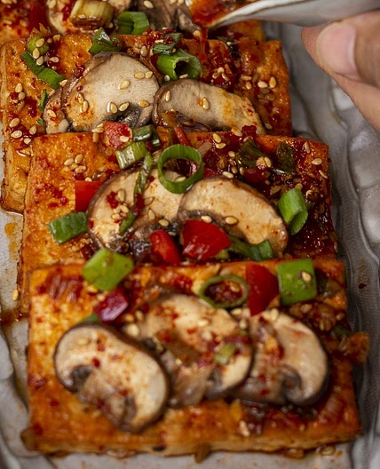 Dooboo Jorim (Braised Tofu)