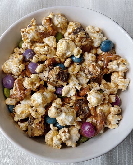Homemade Peanut Butter Pretzel Popcorn Mix Everyone Will Love