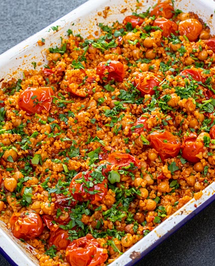 Harissa Bulgur Wheat Traybake
