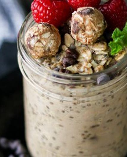 Chocolate Chip Cookie Dough Overnight Oats