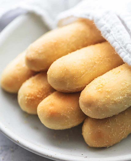 Olive Garden Breadsticks