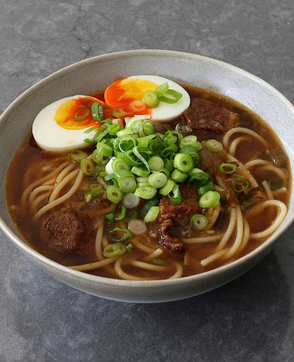 Yakamein (New Orleans-Style Noodle Soup)