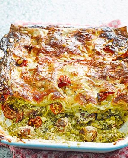 Pea, pesto & sausage lasagne