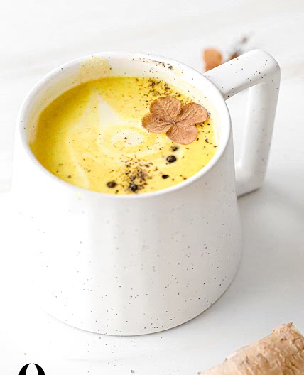 Anti-Inflammatory Turmeric Tea Recipe (How To Make Golden Milk)