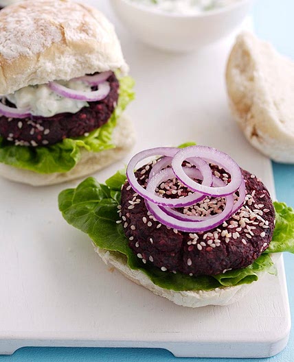 Beetroot burgers with herb feta sauce