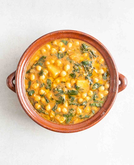 Potaje de Garbanzos (Spanish Chickpea, Potato & Spinach Stew)