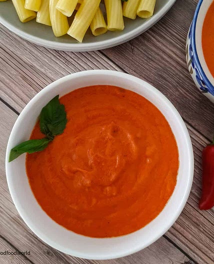 Pasta Sauce with Red Peppers Recipe (Vegan & Creamy)