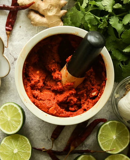Red Curry Paste (Gaeng Pet)